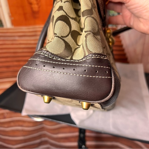 Coach Hamptons Signature Carryall Satchel tan signature canvas leather trim - Picture 10 of 13